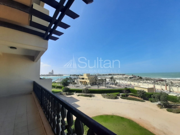 Spacious 1BR|Large balcony|Sea view| High floor |