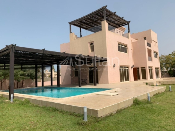Live Like Royals In Luxury Sea View Villa