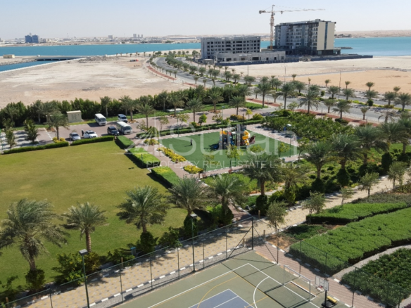 Lavishly 2BR High Floor Casino View FullAmenitiess
