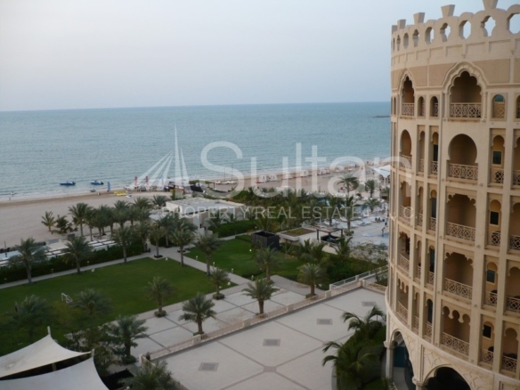 Huge luxury Suite Sea View Beach/Hotel Access