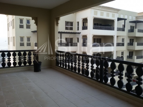 Partial Sea View 3BR+Maids Room Apartment