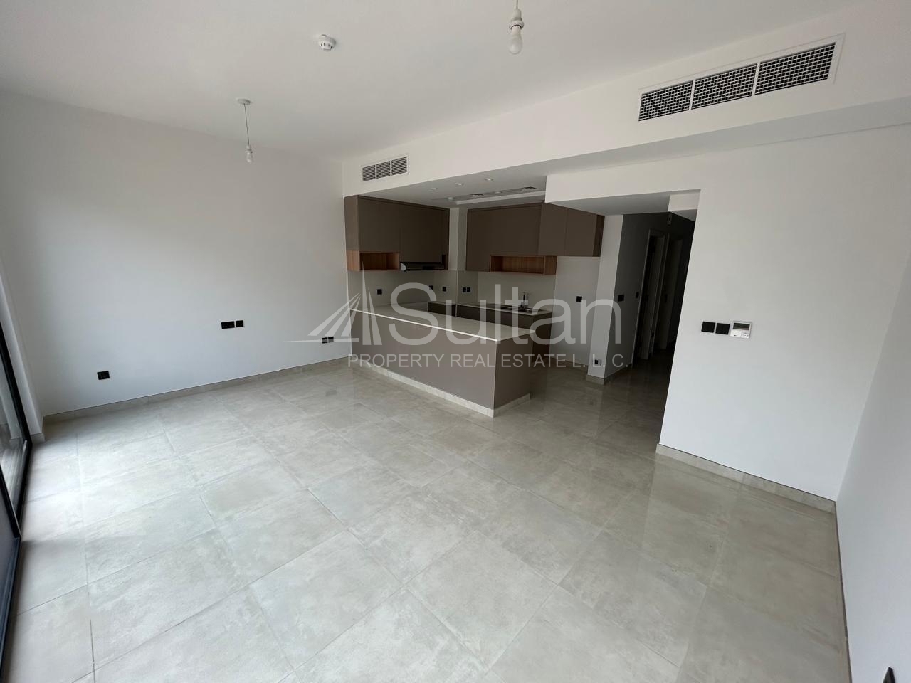 watermark Brand New 2BR Townhouse |with Private Garden |