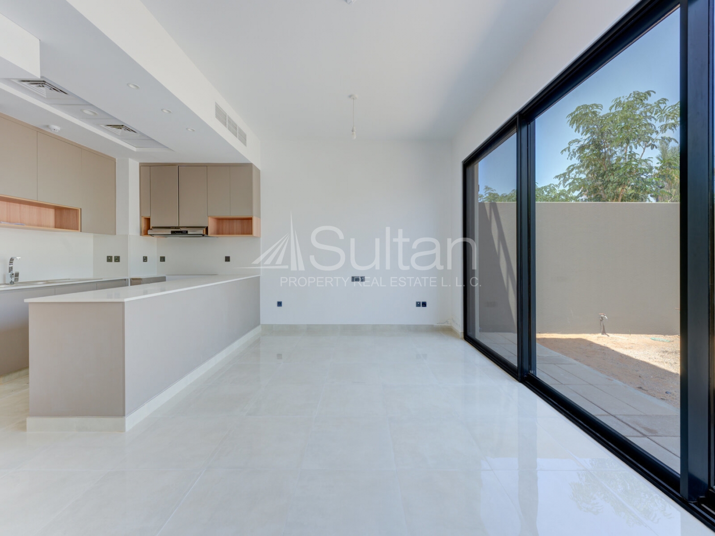 watermark Brand New 2BR Townhouse| with Private Garden