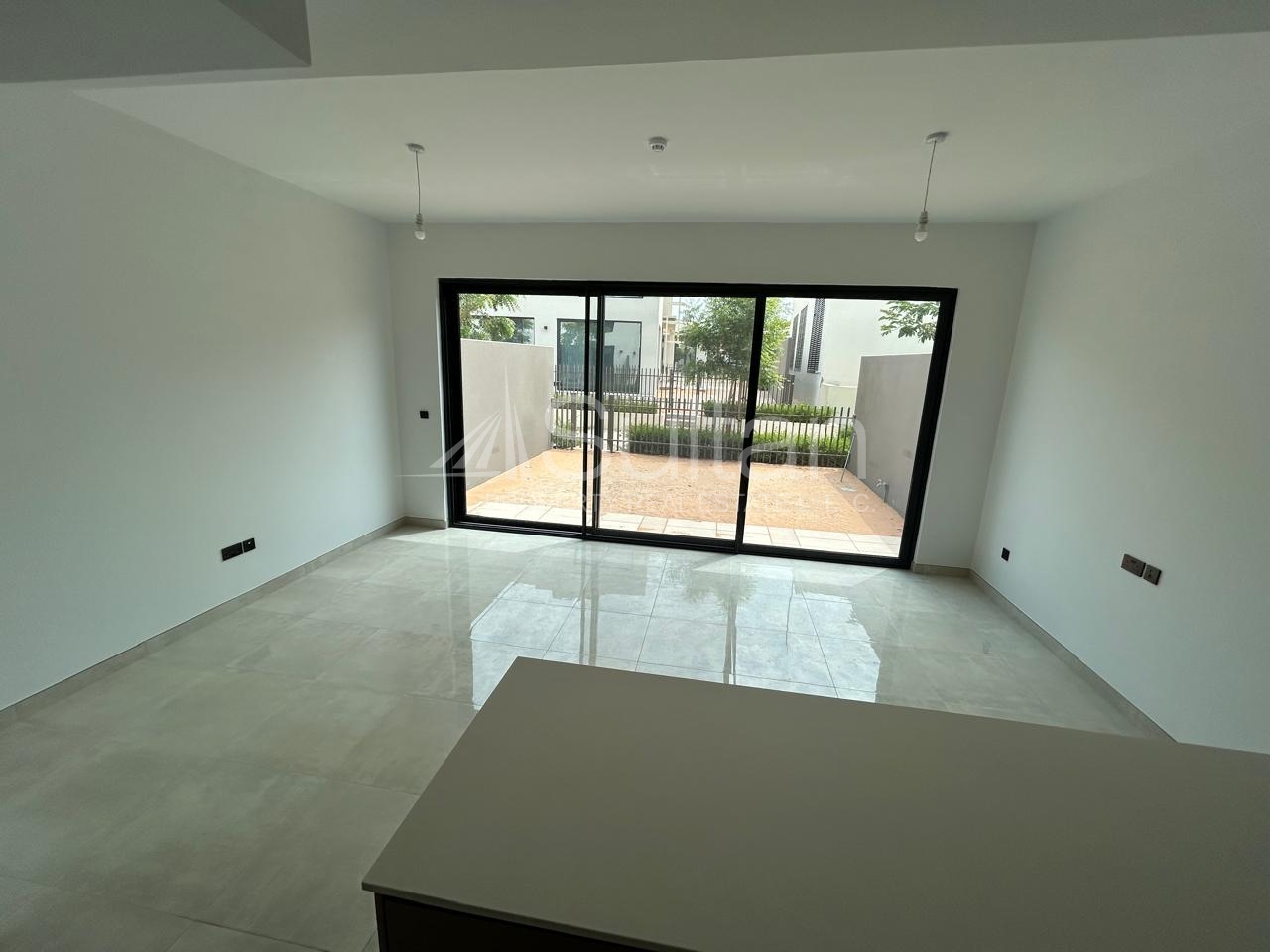 watermark Brand New 2BR Townhouse |with Private Garden |