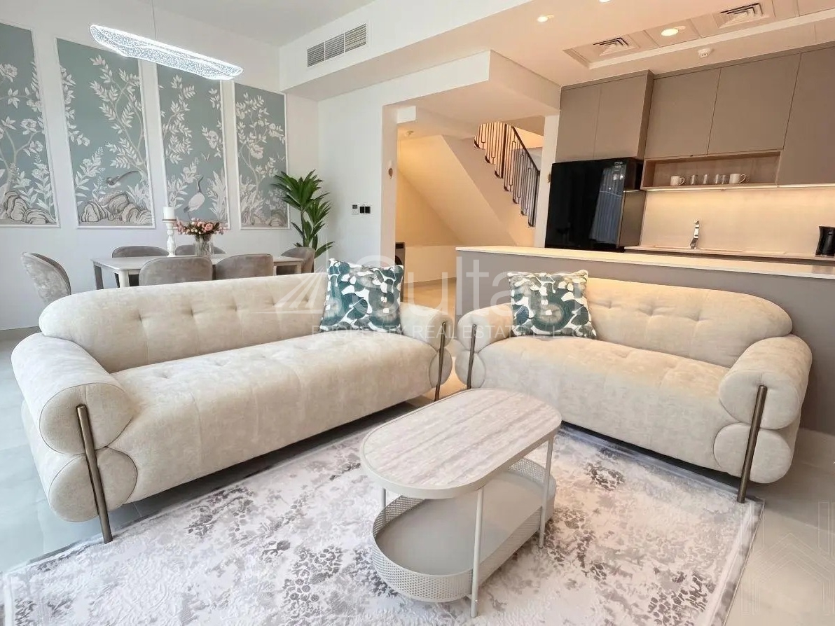 watermark Luxury Brand New 2BR Townhouse | Private Garden