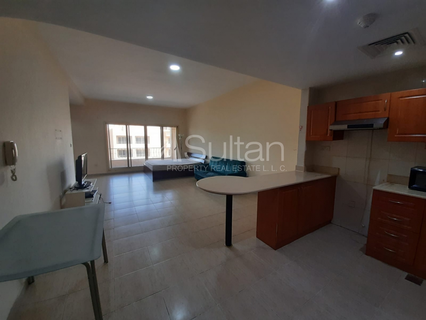 watermark High Floor Studio | Golf view | Partly Furnished