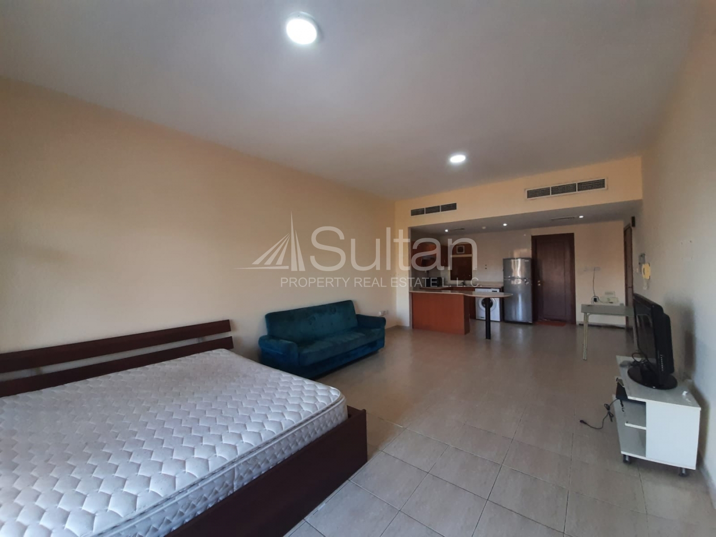watermark High Floor Studio | Golf view | Partly Furnished