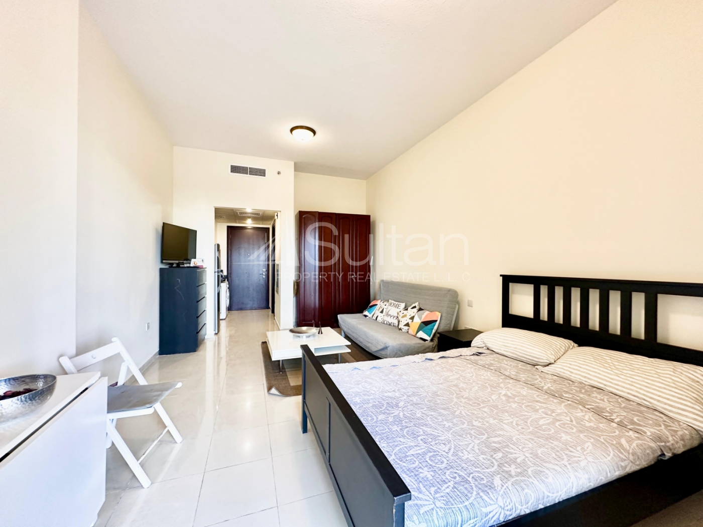 watermark Fully Furnished Studio in Royal Breeze Al Hamra
