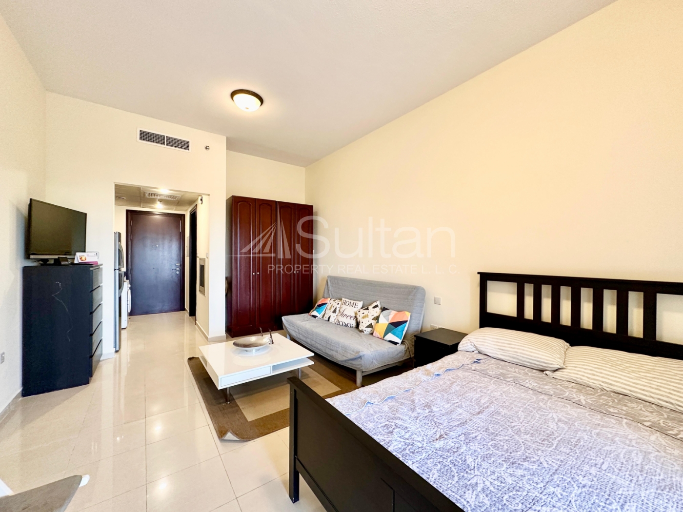 watermark Fully Furnished Studio in Royal Breeze Al Hamra