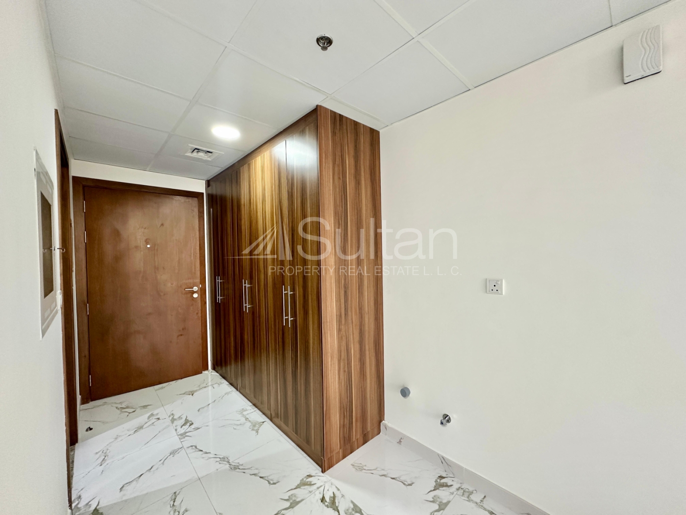 watermark Brand New Studio For Rent | Pool Gym Access