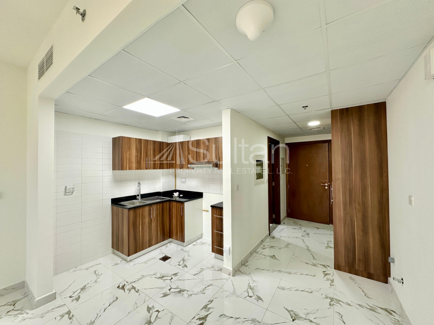 watermark Brand New Studio For Rent | Pool Gym Access