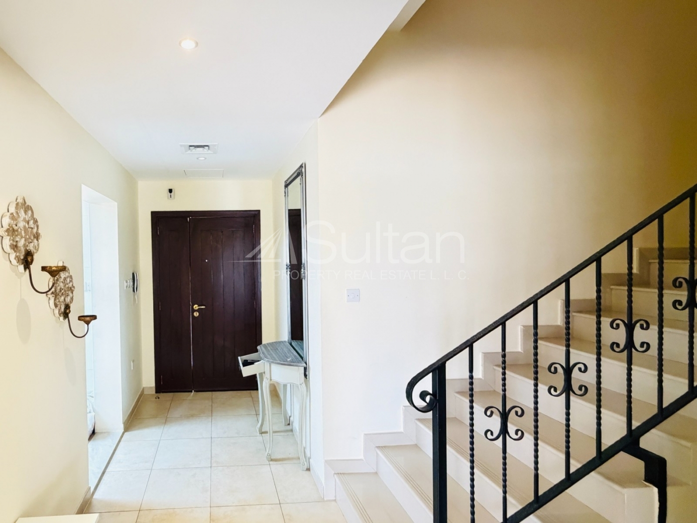 watermark Fascinating Furnished 3BR Townhouse | Golf view