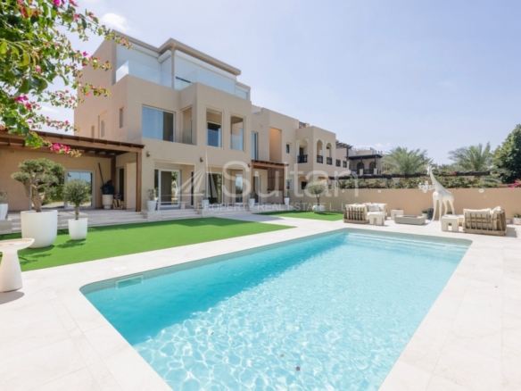 Ultra Luxury Duplex Villa | Sea, Lagoon ,Wynn View