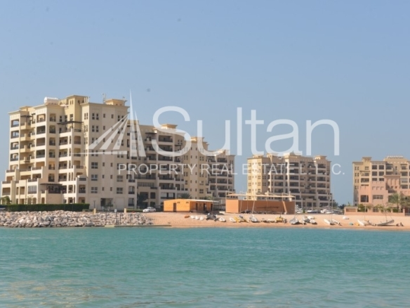 Stunning 1 BR High Floor Lagoon View Beach Access