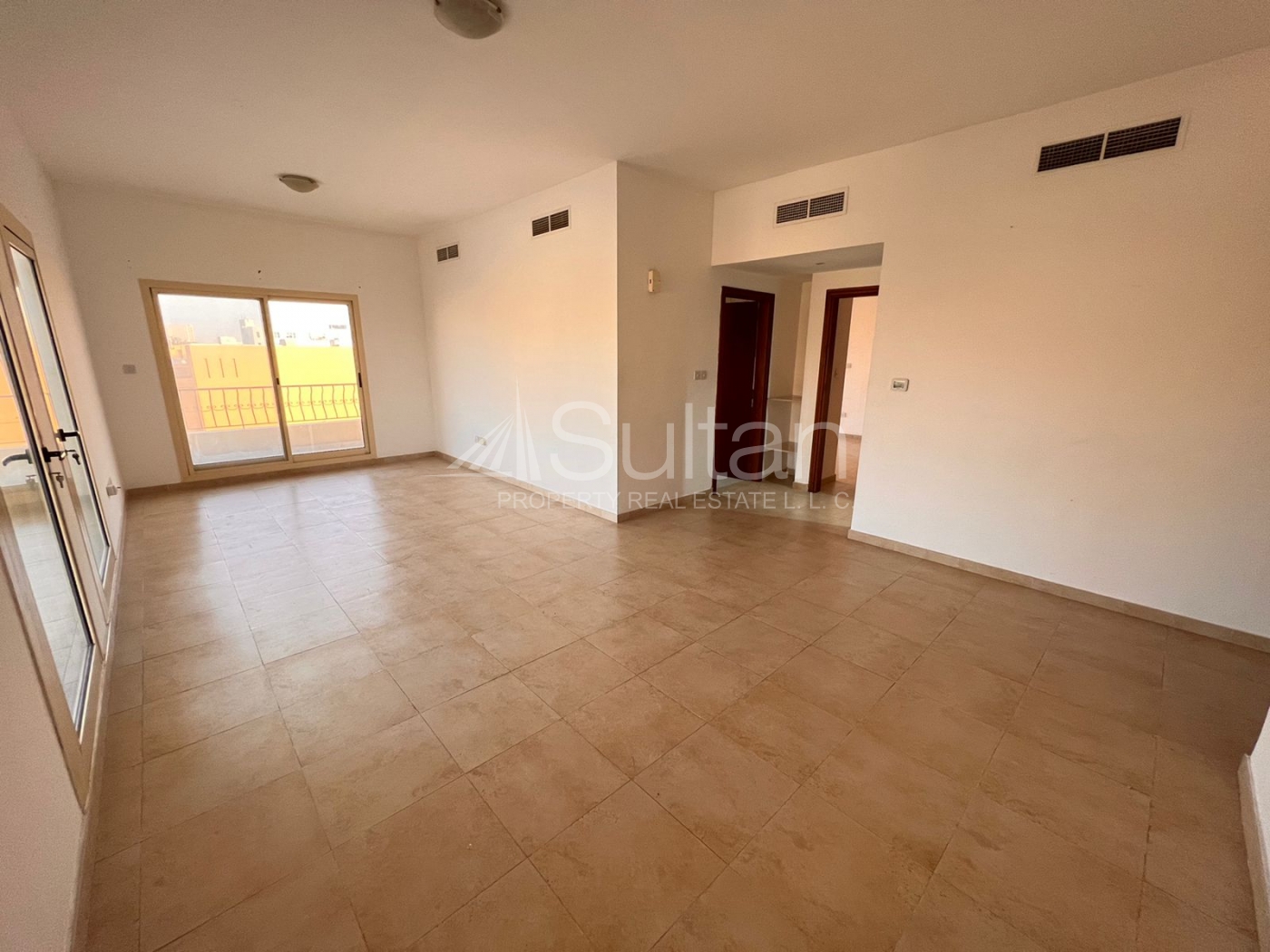 watermark High Floor 1BR | Near to Mall | Spacious Property
