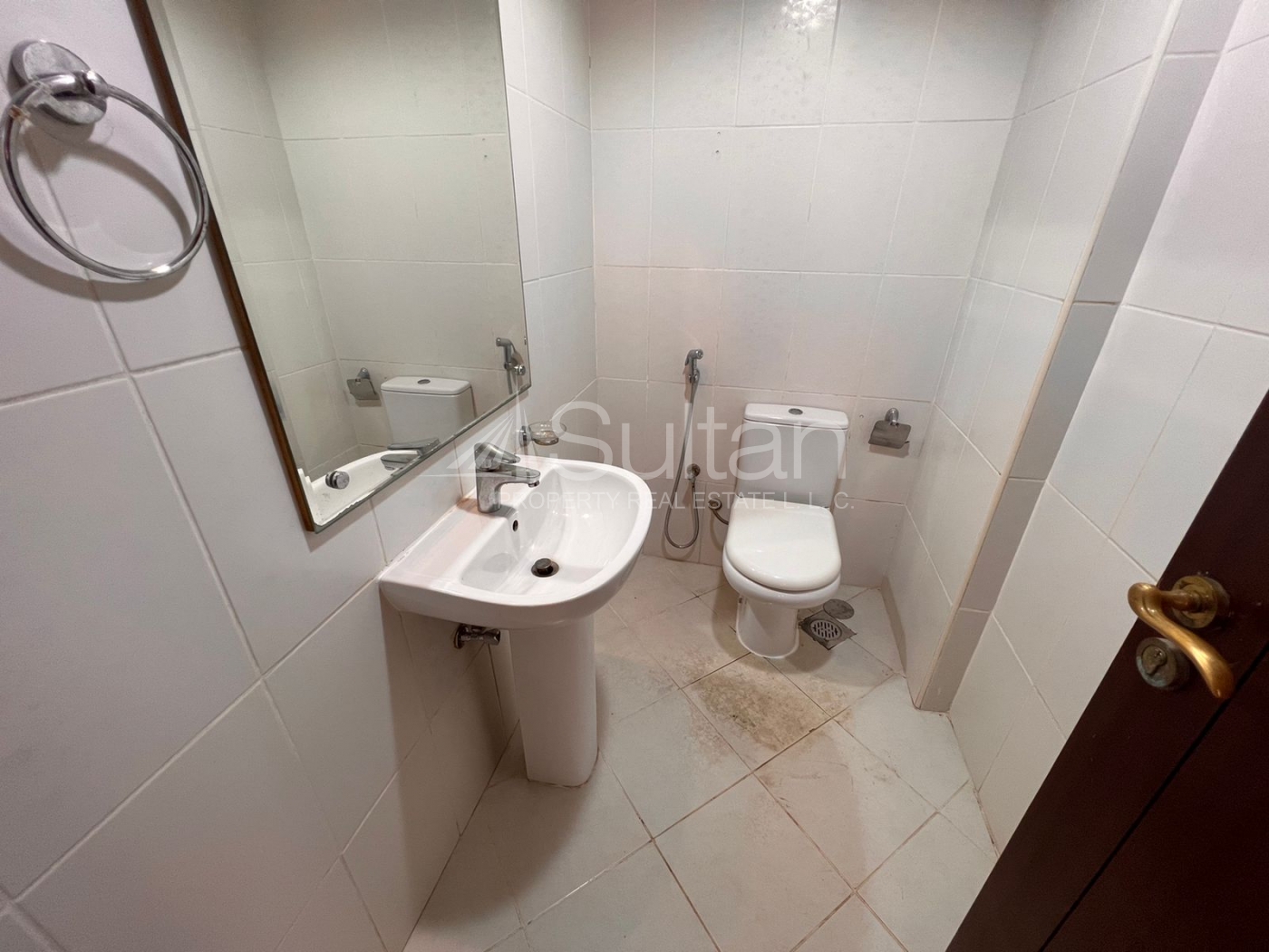 watermark High Floor 1BR | Near to Mall | Spacious Property