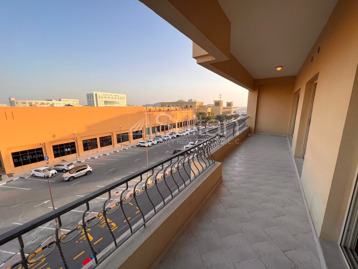 watermark High Floor 1BR | Near to Mall | Spacious Property