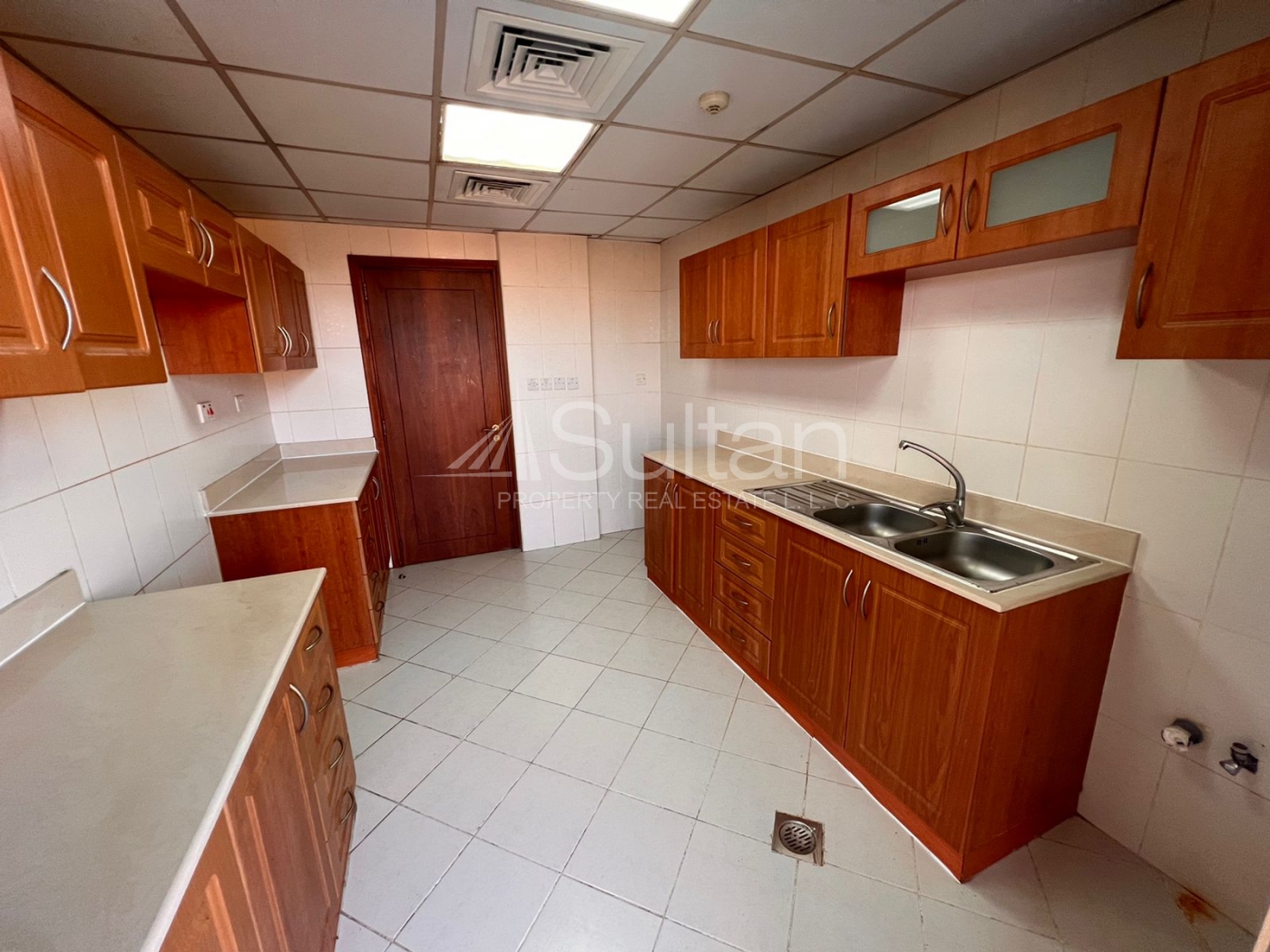 watermark High Floor 1BR | Near to Mall | Spacious Property