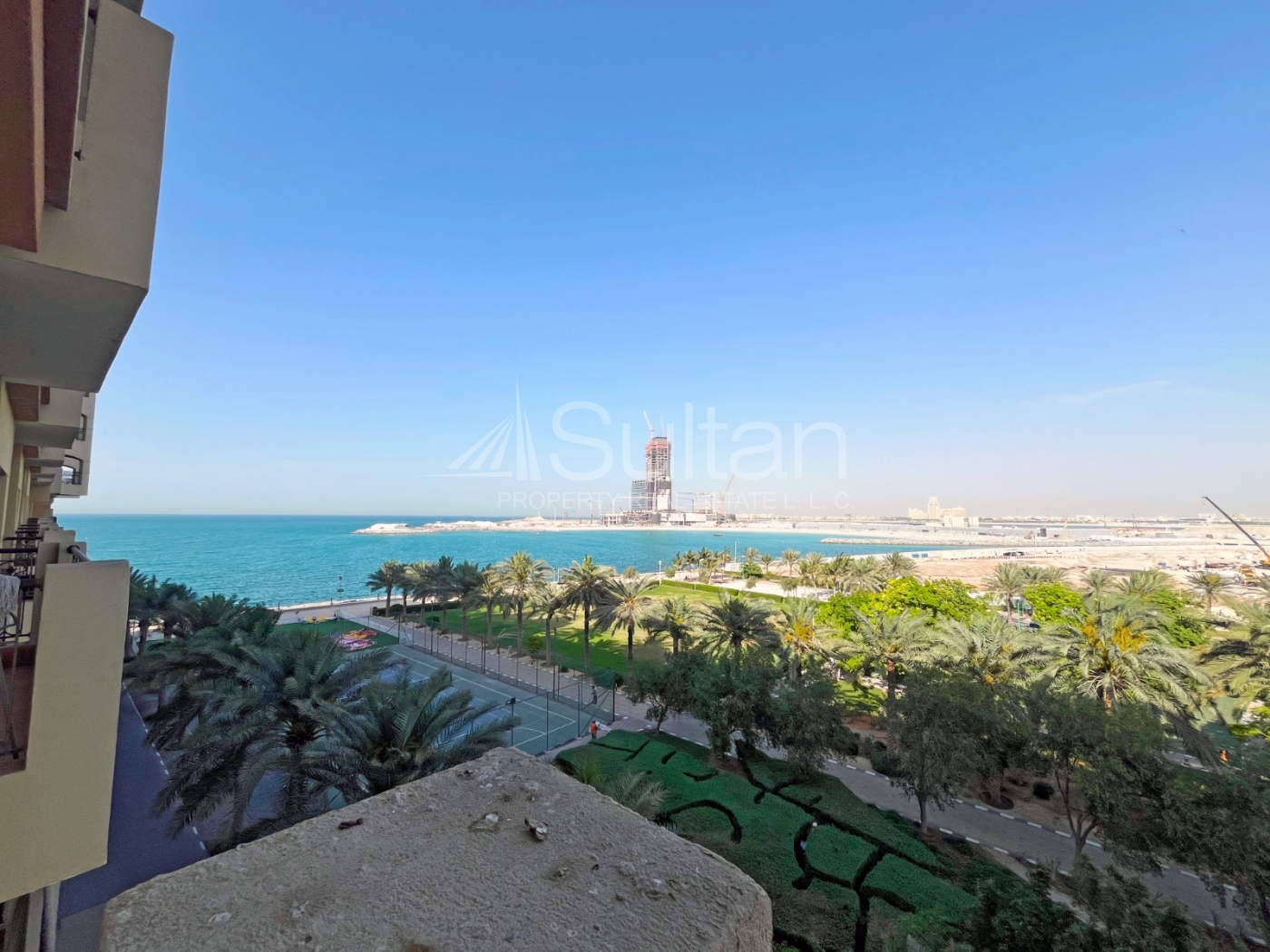 watermark 1BR Sea & Casino View |Pool Access | Unfurnished