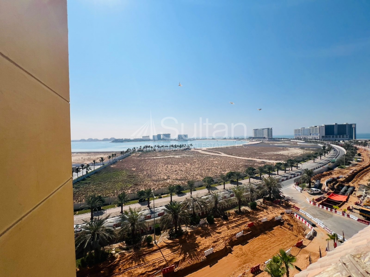 watermark Spacious 1BR Apartment | Sea View |Close to Casino