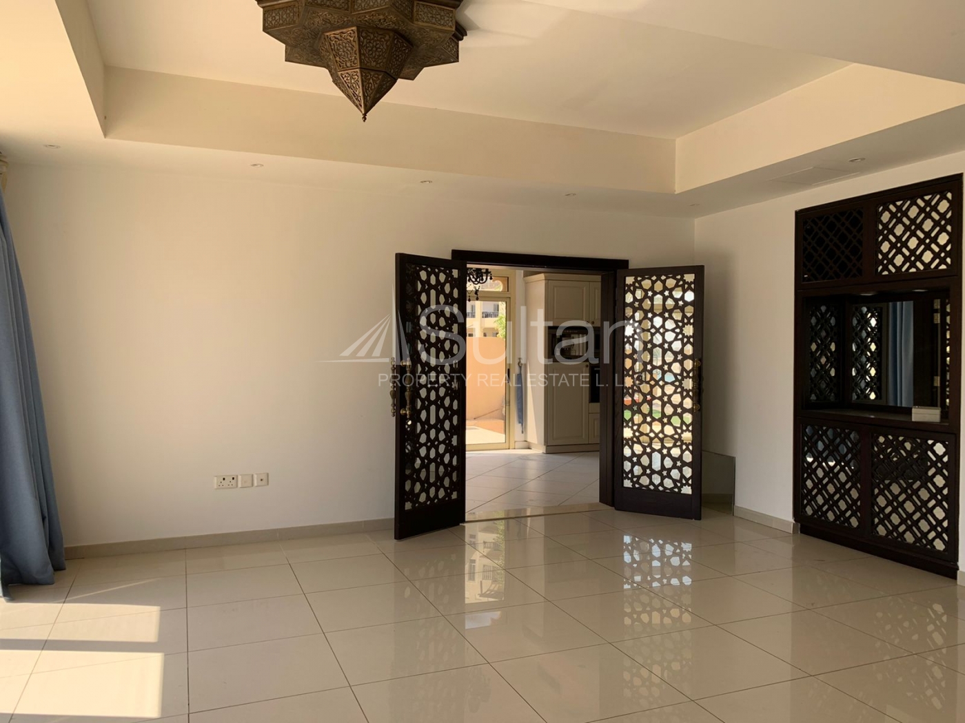 watermark Luxury Antique 5BR Villa Beach Front |Great Price