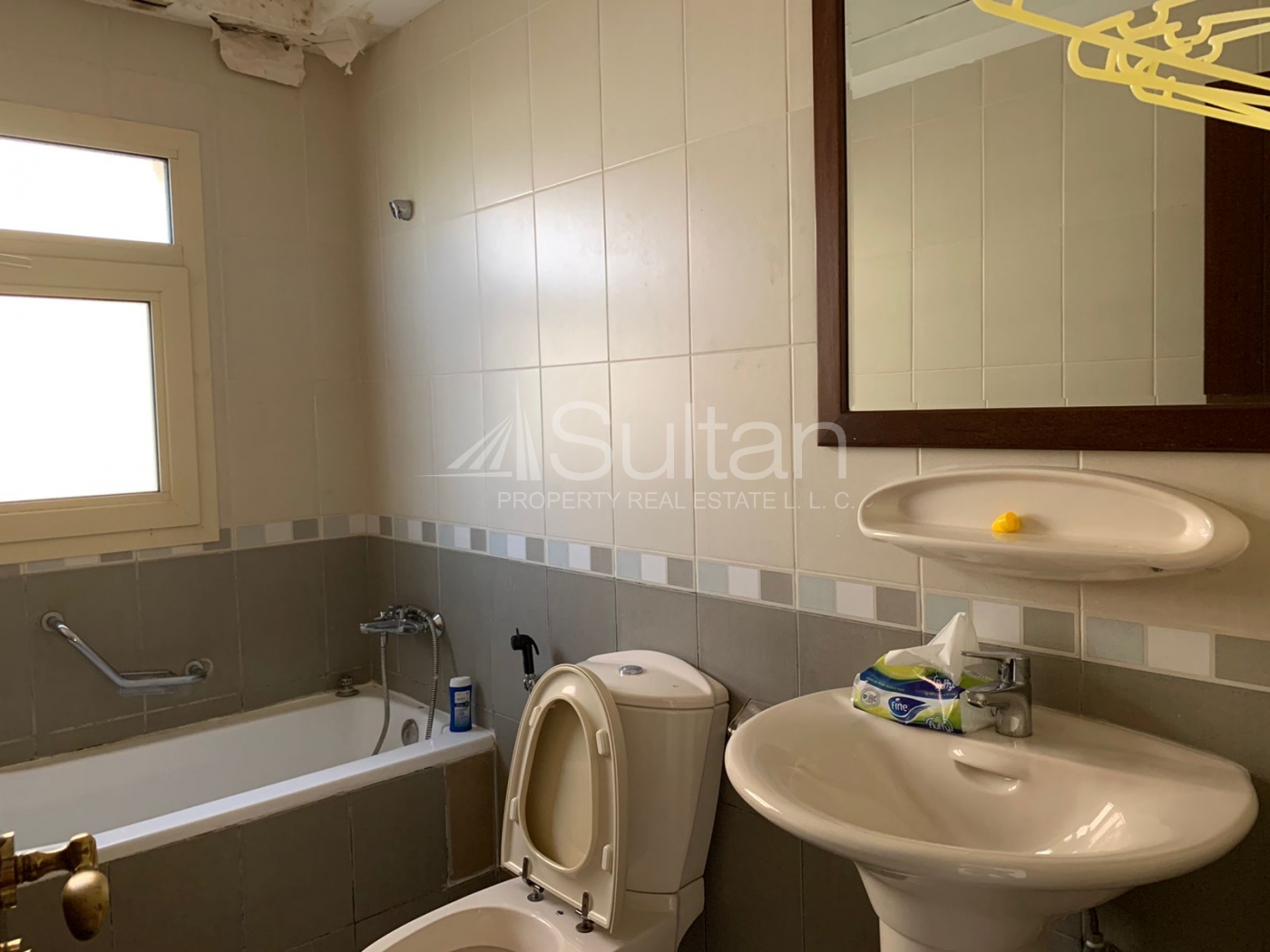 watermark Luxury Antique 5BR Villa Beach Front |Great Price