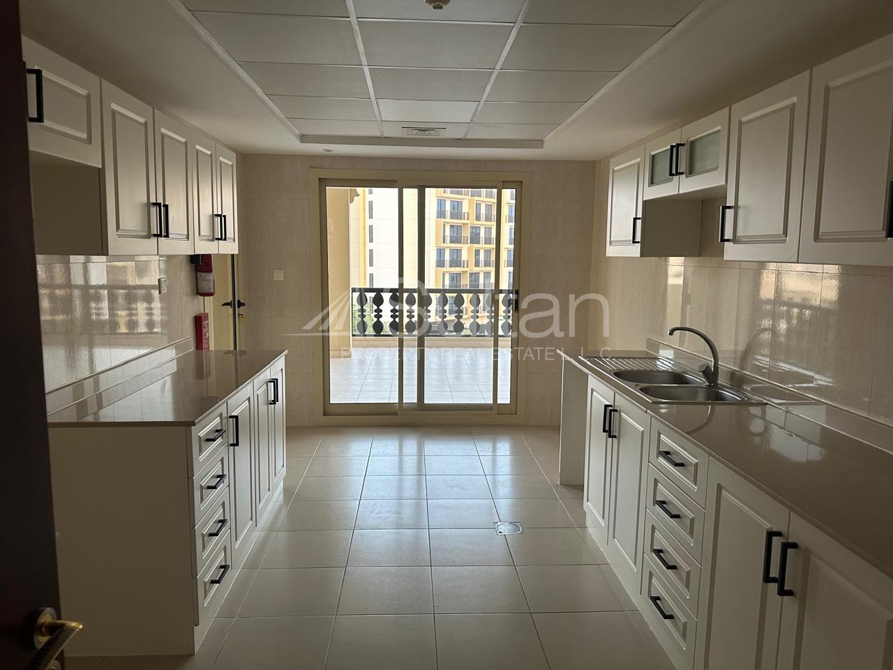 watermark Pristine Upgraded Partial Sea View |Close to Wynn